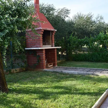 Apartment Lovely With Two Terraces*** Pula