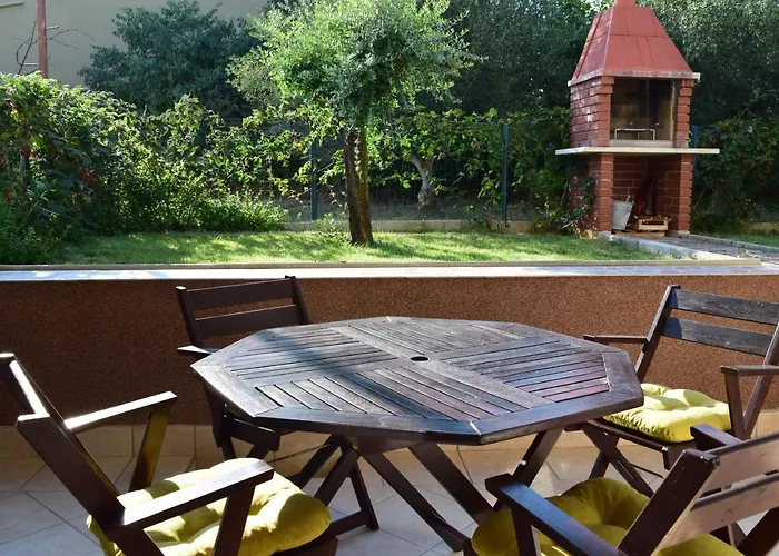 Lovely With Two Terraces*** * Pula