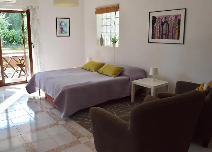 Lovely With Two Terraces*** * Pula